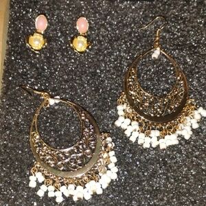 2 Pair Of Fashion Earrings